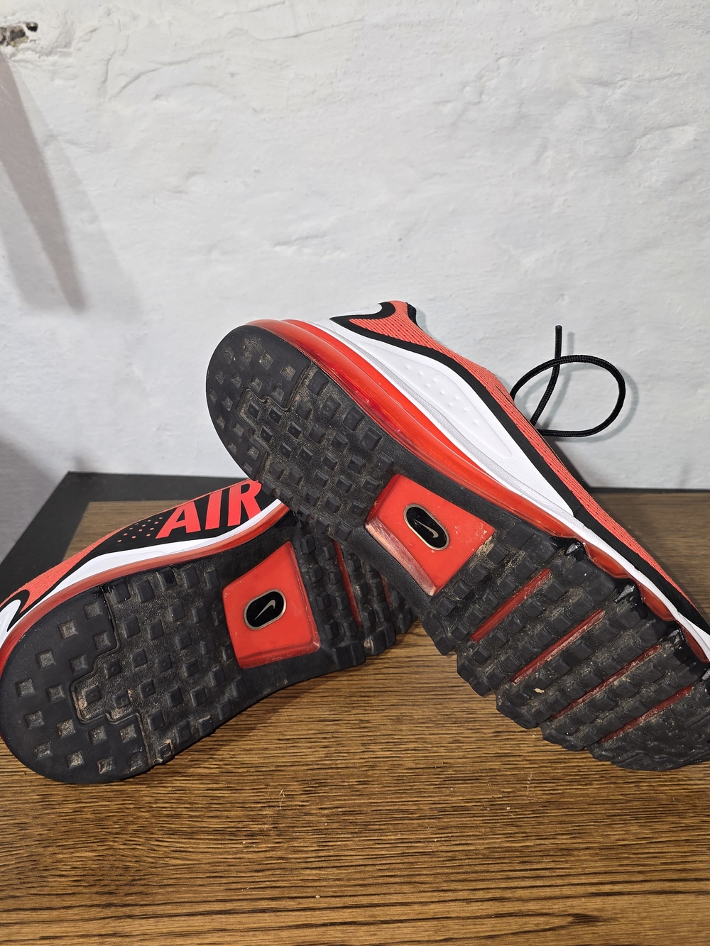 Nike Air Max More Habanero Red Men's 9.5 Running Shoes Black White AR1944-600 - Picture 7 of 8